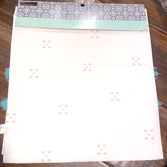 Spring Table Runner *NWT linen - Picture 5 of 7